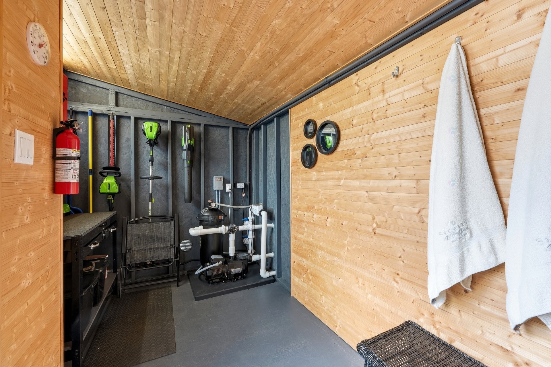 









123


Av. du Littoral

,
Saint-Paul,




QC
J0K3E0

