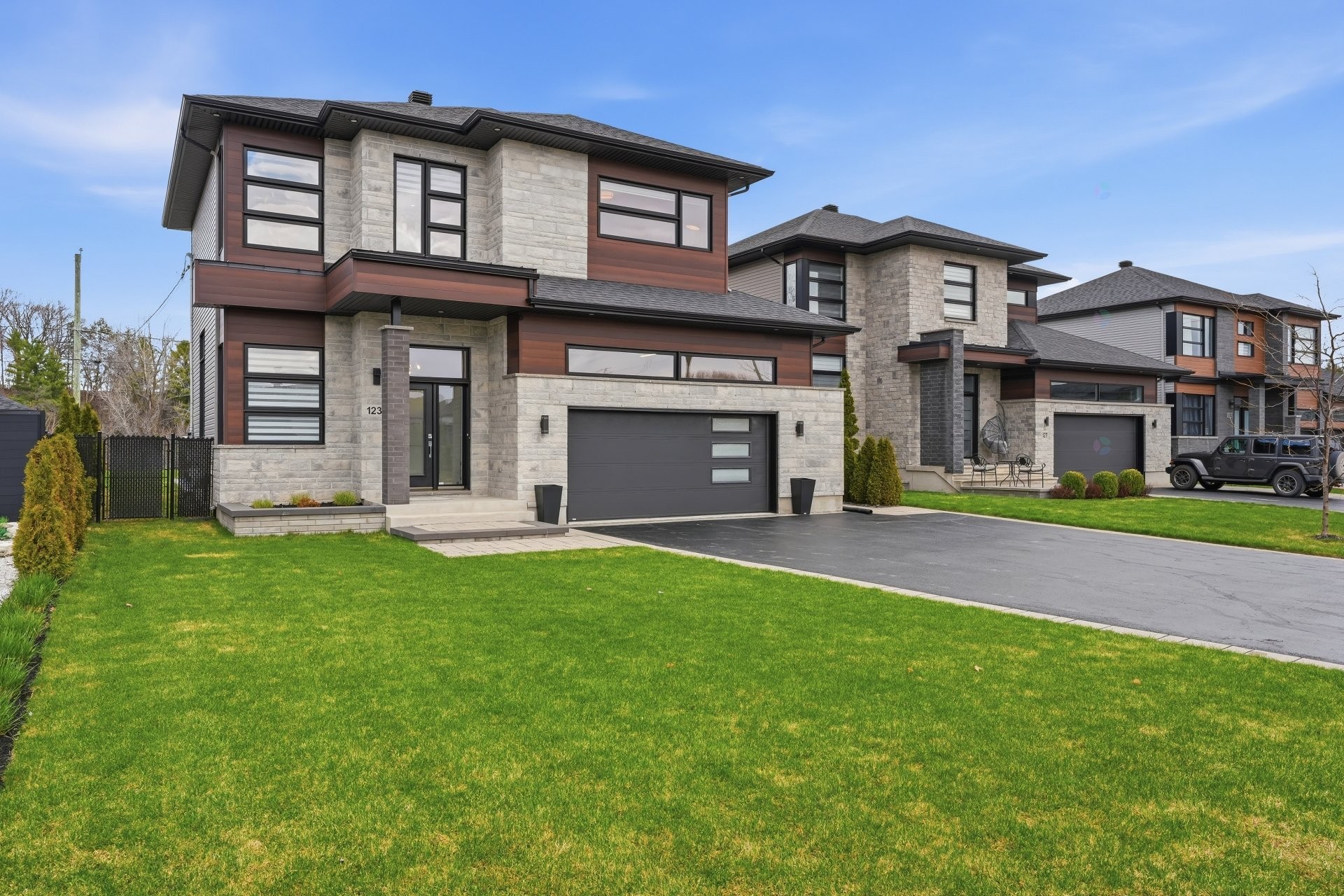 









123


Av. du Littoral

,
Saint-Paul,




QC
J0K3E0

