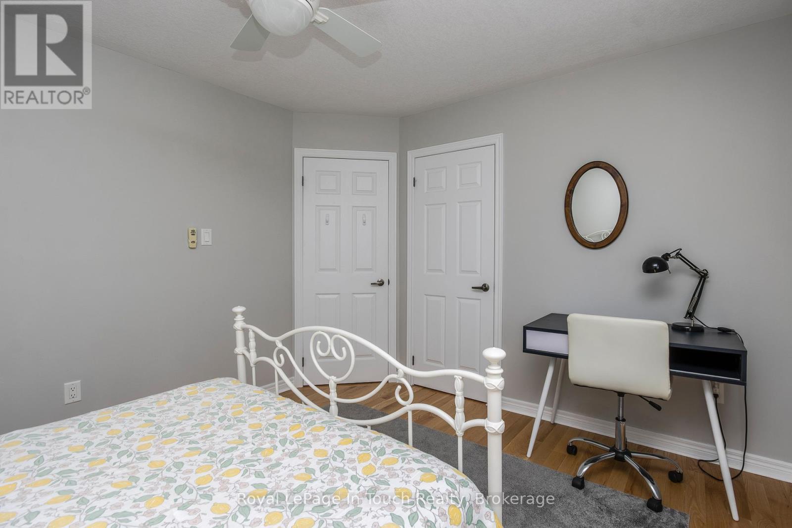 












14 RIVERWALK PLACE

,
Midland,




Ontario
L4R0B4


