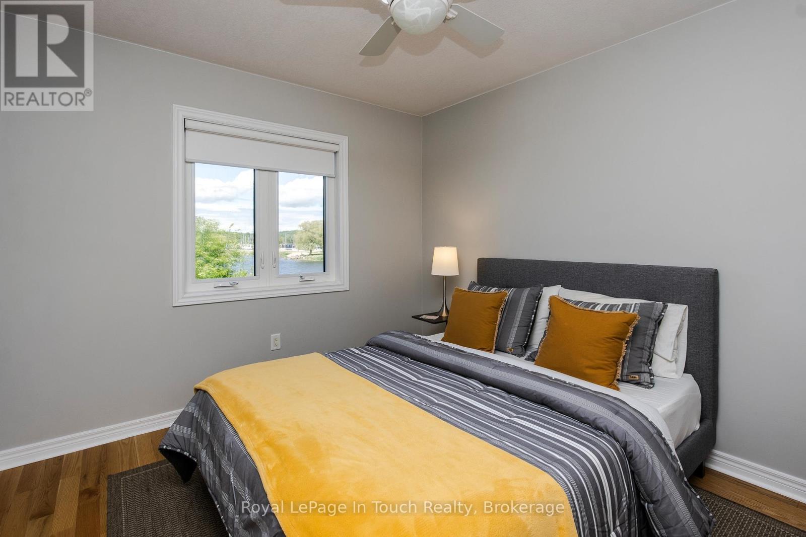 












14 RIVERWALK PLACE

,
Midland,




Ontario
L4R0B4

