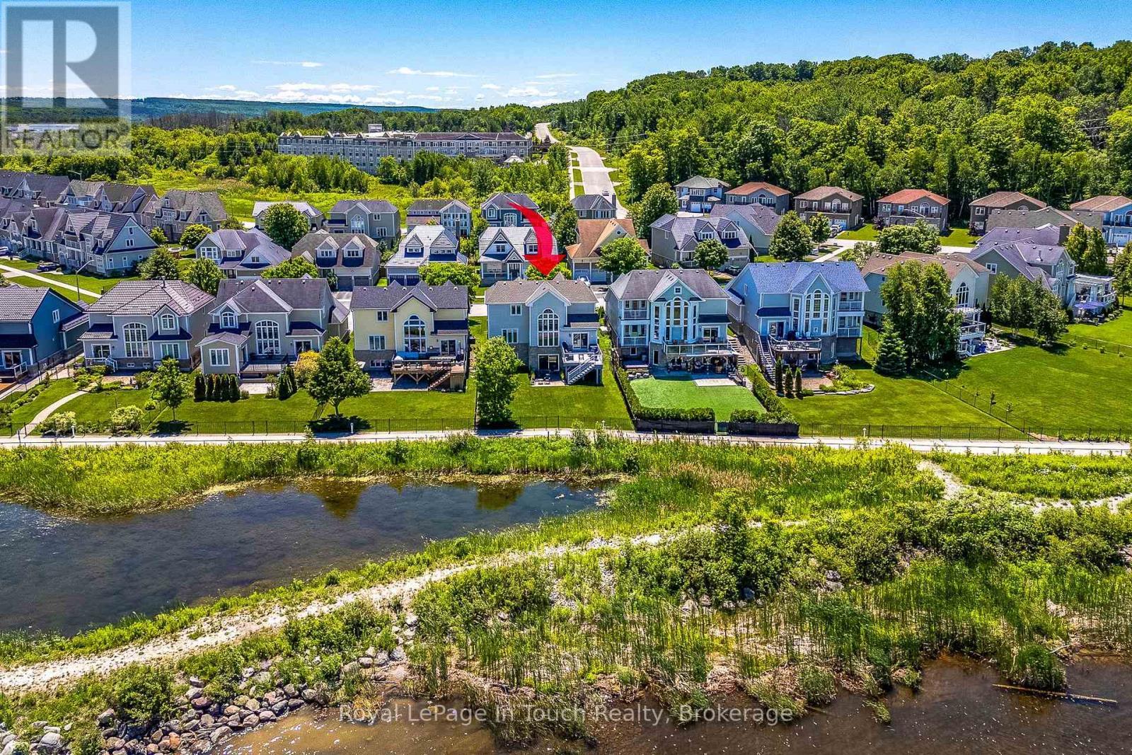 












14 RIVERWALK PLACE

,
Midland,




Ontario
L4R0B4

