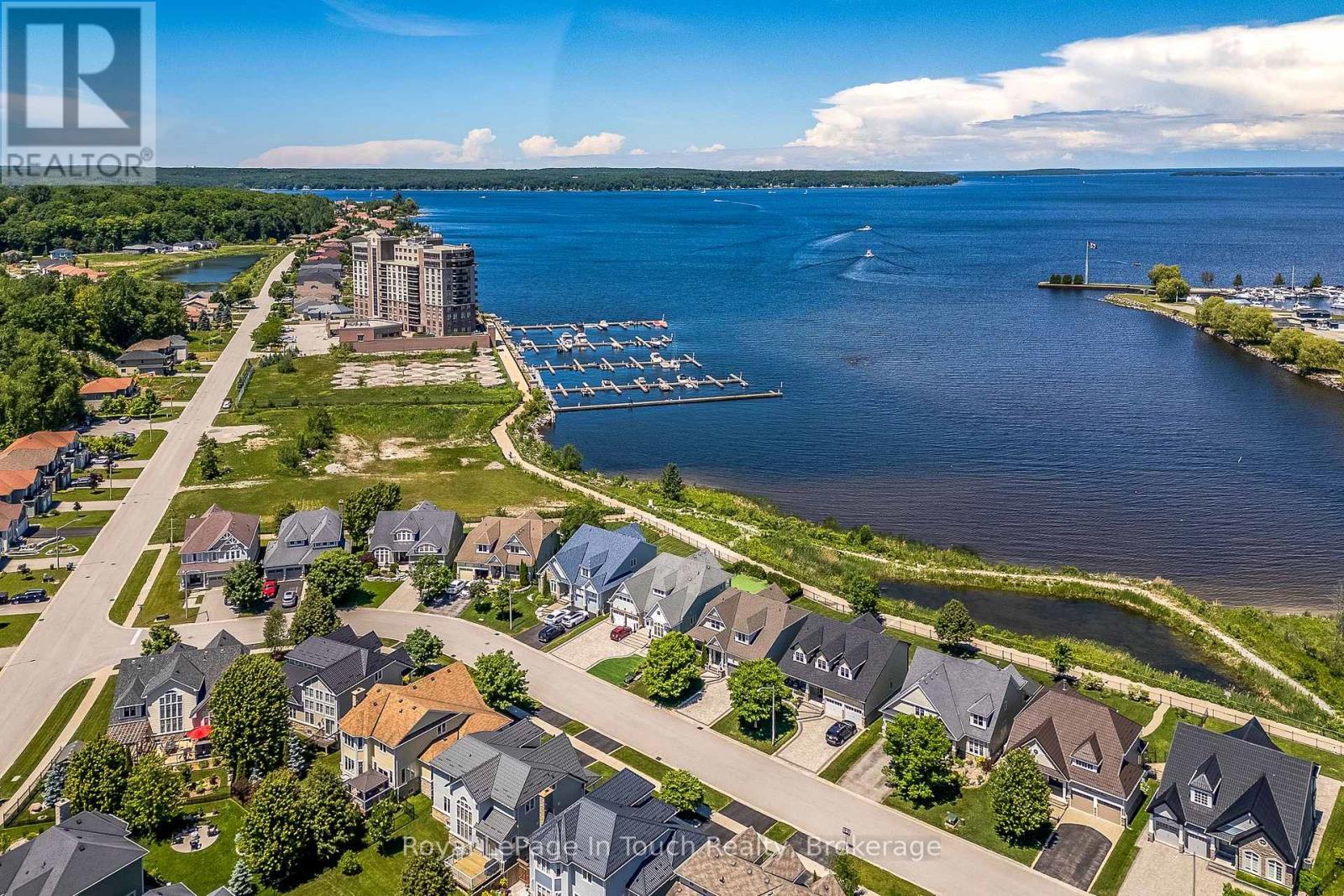 












14 RIVERWALK PLACE

,
Midland,




Ontario
L4R0B4

