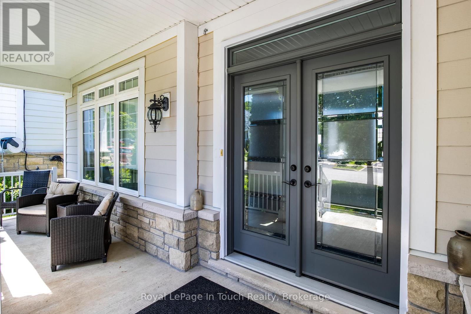 












14 RIVERWALK PLACE

,
Midland,




Ontario
L4R0B4

