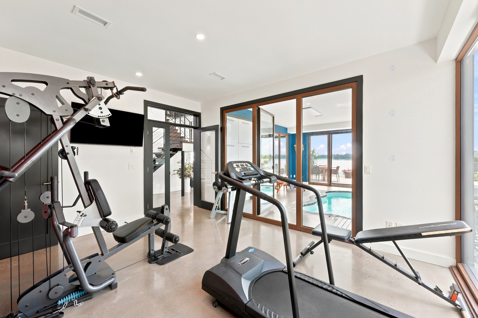 









33


Rue Rochefort

,
Repentigny (Repentigny),




QC
J5Y3C1

