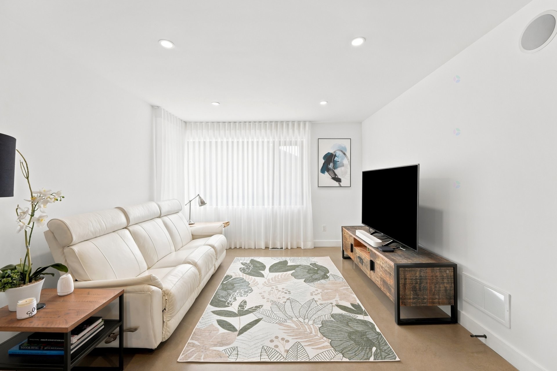 









33


Rue Rochefort

,
Repentigny (Repentigny),




QC
J5Y3C1

