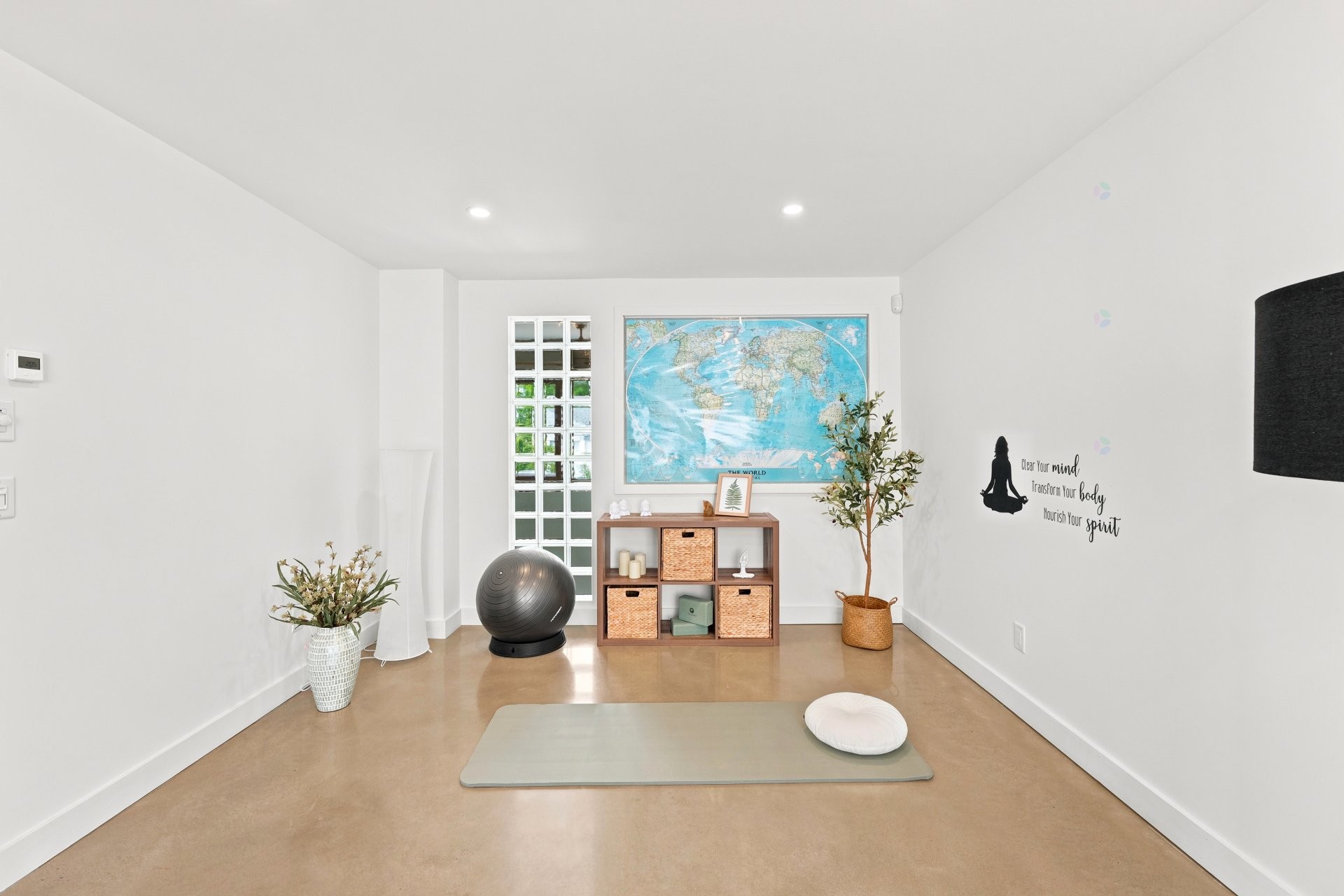









33


Rue Rochefort

,
Repentigny (Repentigny),




QC
J5Y3C1

