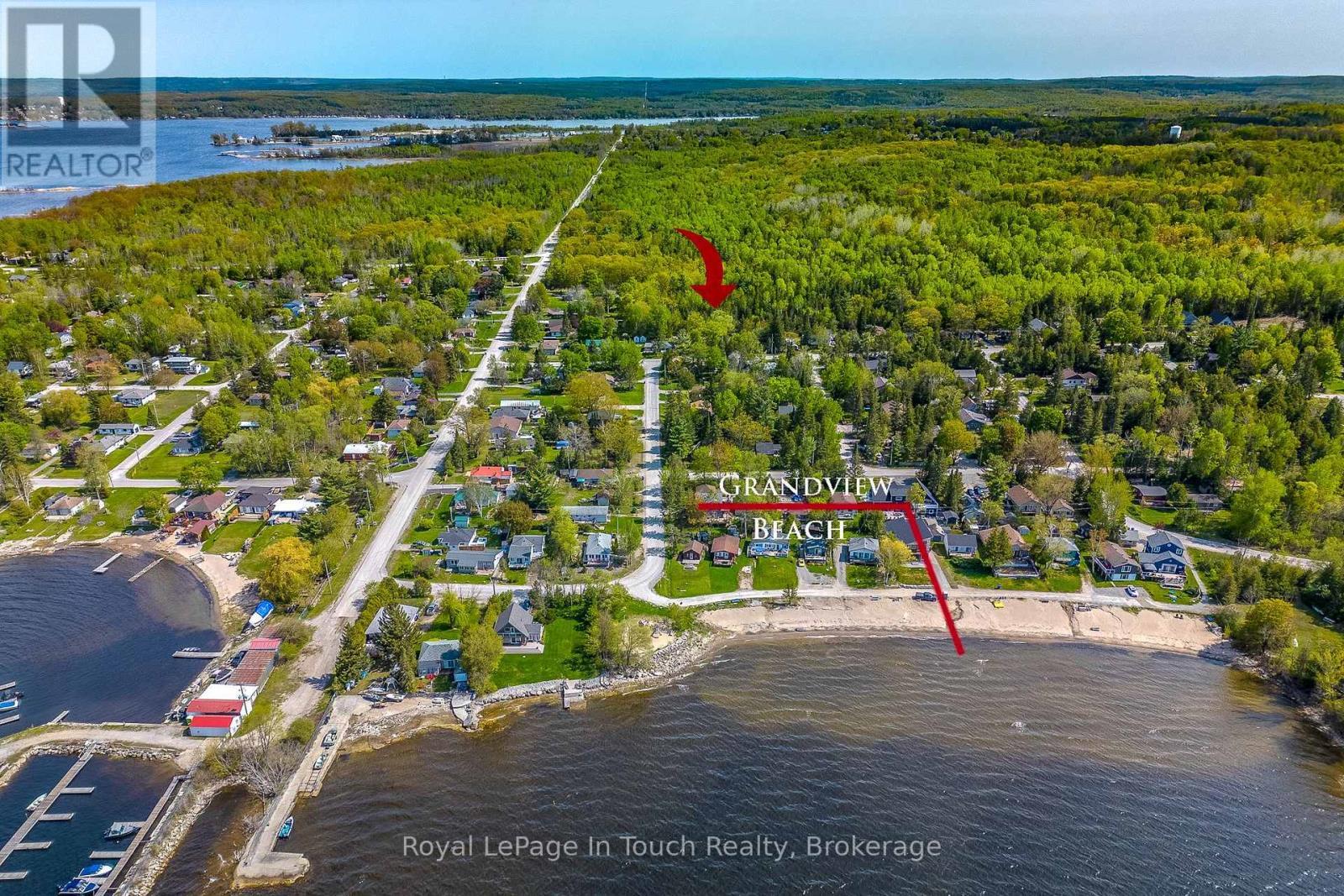 












9 EARLDOM BOULEVARD

,
Tay (Port McNicoll),




Ontario
L0K1R0

