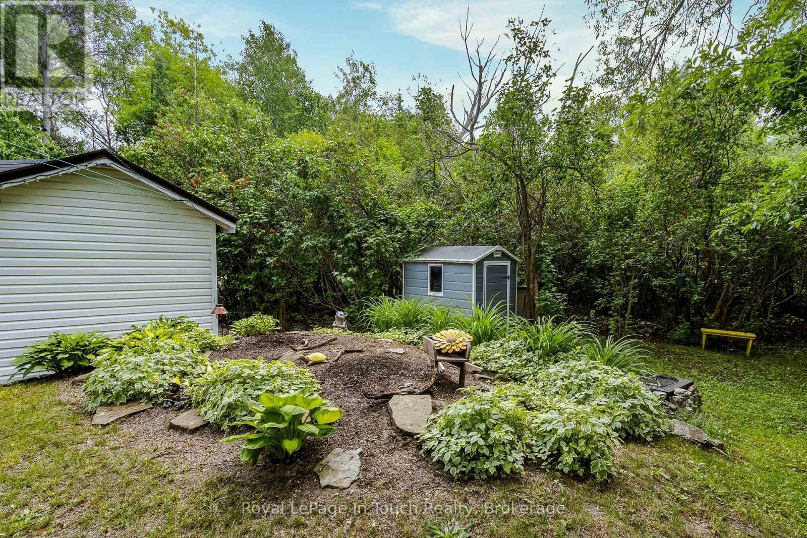 












9 EARLDOM BOULEVARD

,
Tay (Port McNicoll),




Ontario
L0K1R0

