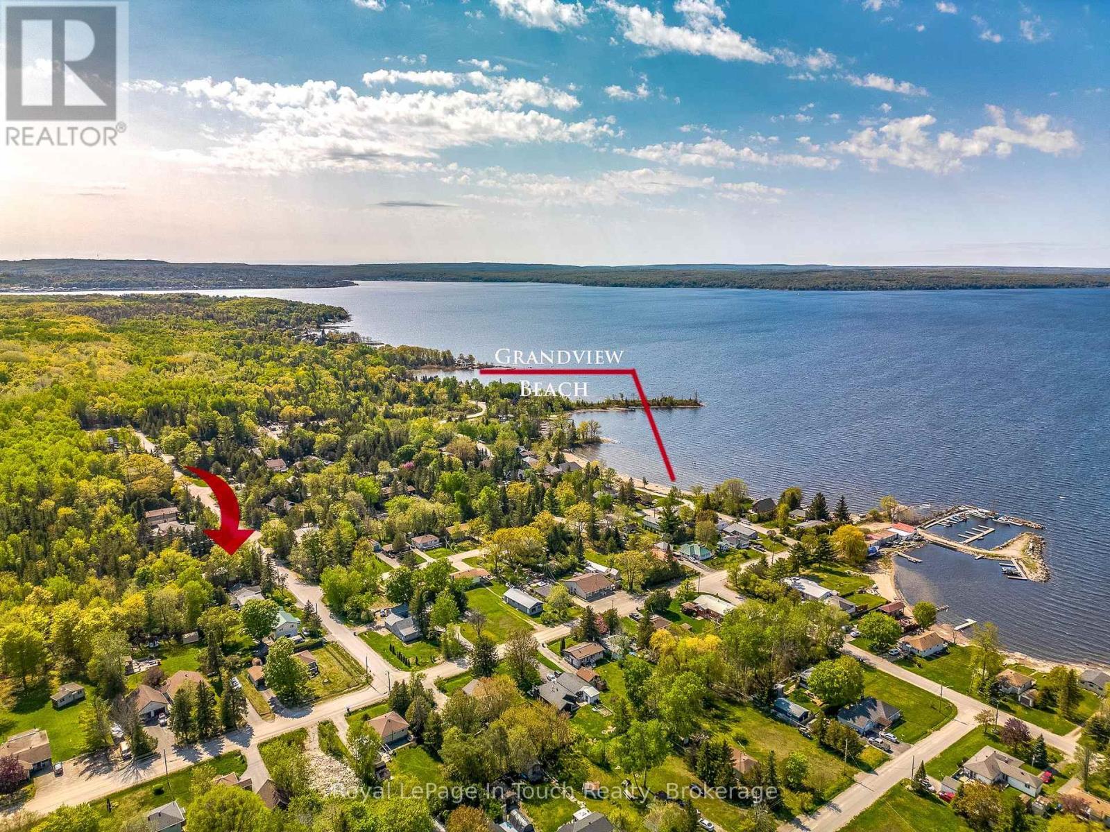 












9 EARLDOM BOULEVARD

,
Tay (Port McNicoll),




Ontario
L0K1R0

