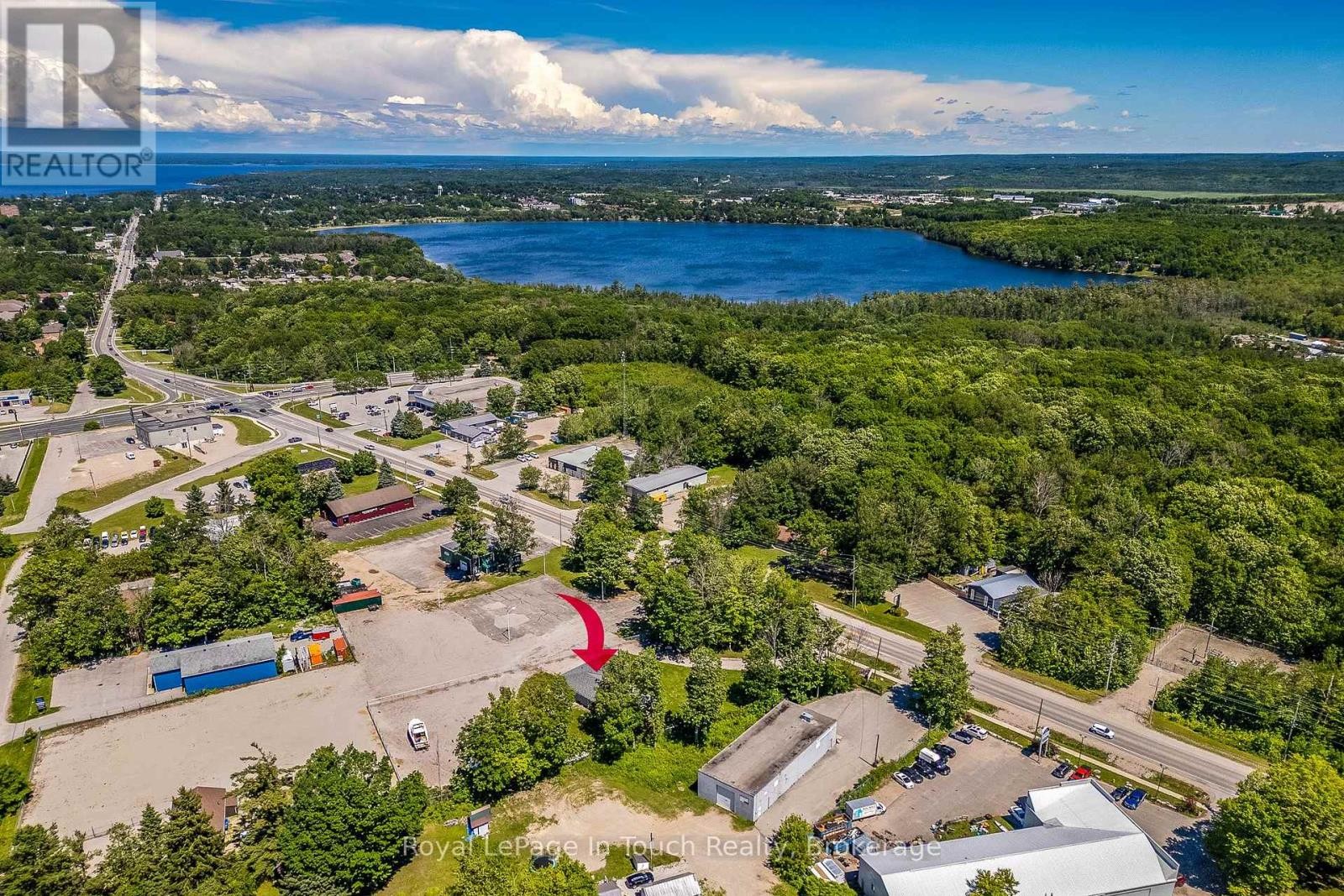 












740 BALM BEACH ROAD E

,
Midland,




Ontario
L4R4K4

