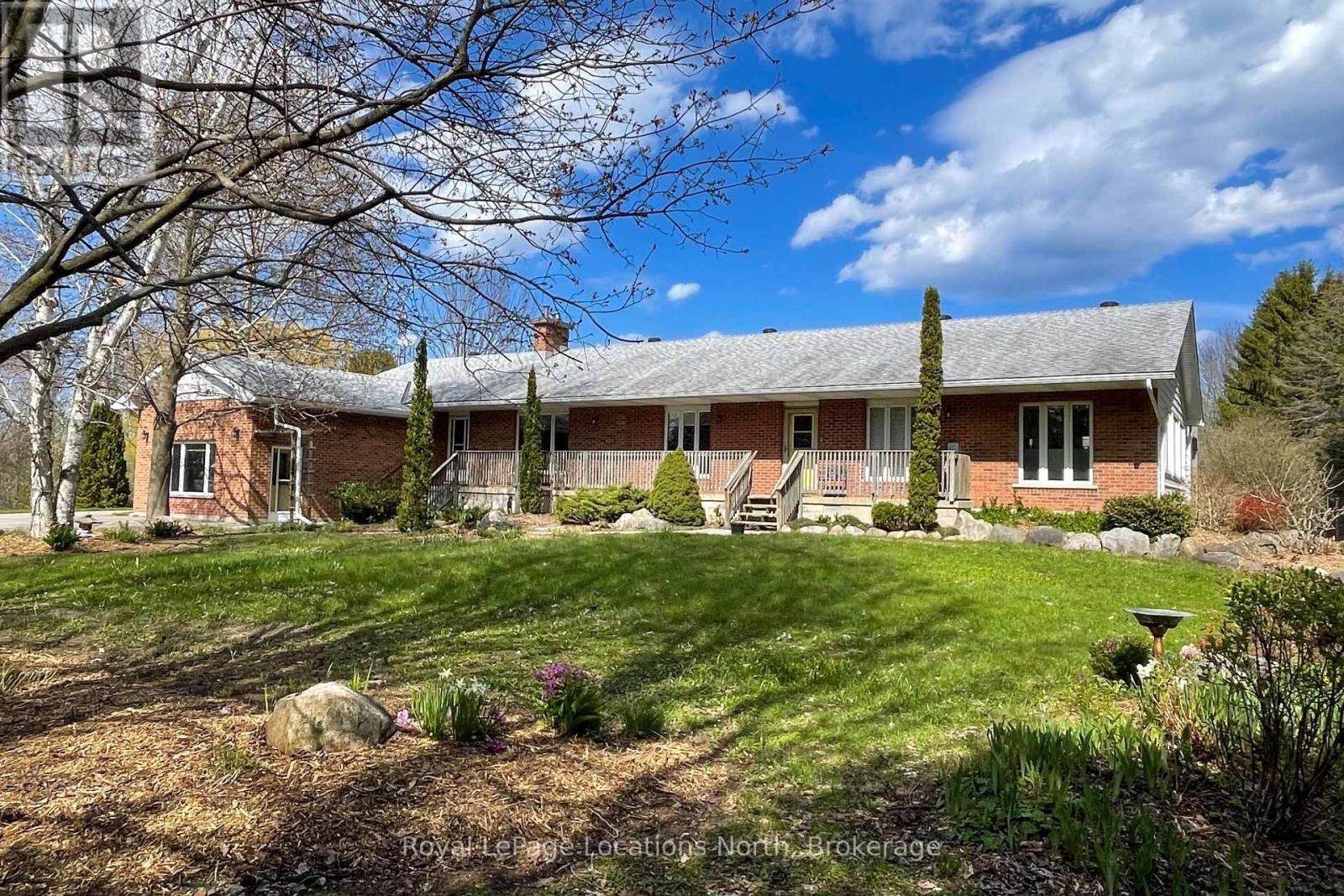 












355 UNION STREET

,
Meaford,




Ontario
N4L1W7


