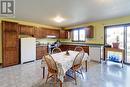 very large kitchen, great for family gatherings