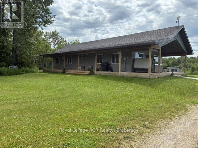 












382162 CONCESSION 17 ROAD E

,
Georgian Bluffs,




Ontario
N0H2T0

