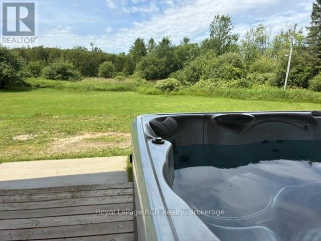 












382162 CONCESSION 17 ROAD E

,
Georgian Bluffs,




Ontario
N0H2T0

