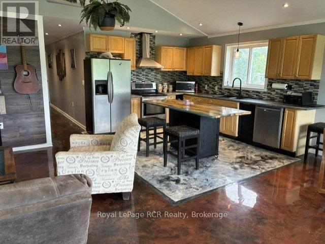 












382162 CONCESSION 17 ROAD E

,
Georgian Bluffs,




Ontario
N0H2T0

