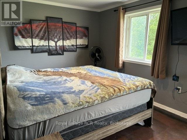 












382162 CONCESSION 17 ROAD E

,
Georgian Bluffs,




Ontario
N0H2T0

