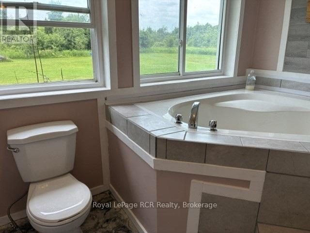 












382162 CONCESSION 17 ROAD E

,
Georgian Bluffs,




Ontario
N0H2T0

