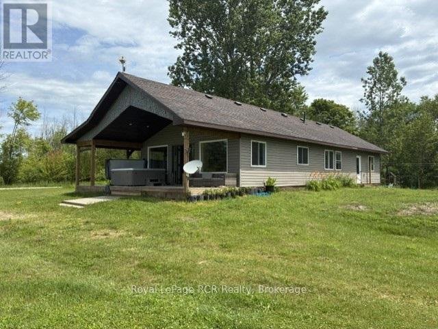 












382162 CONCESSION 17 ROAD E

,
Georgian Bluffs,




Ontario
N0H2T0

