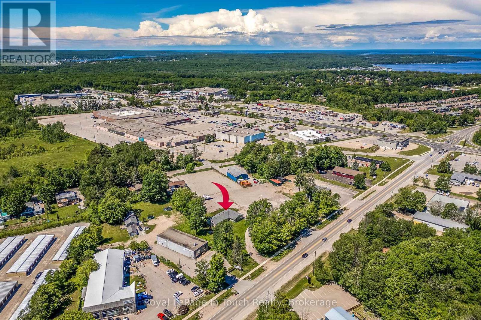 












740 BALM BEACH ROAD E

,
Midland,




Ontario
L4R4K4

