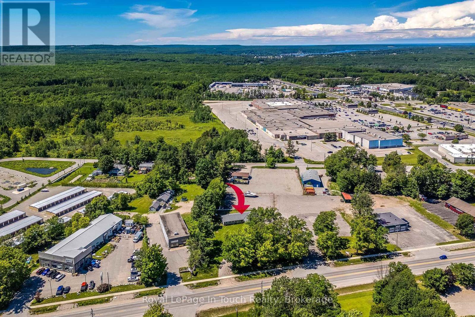 












740 BALM BEACH ROAD E

,
Midland,




Ontario
L4R4K4

