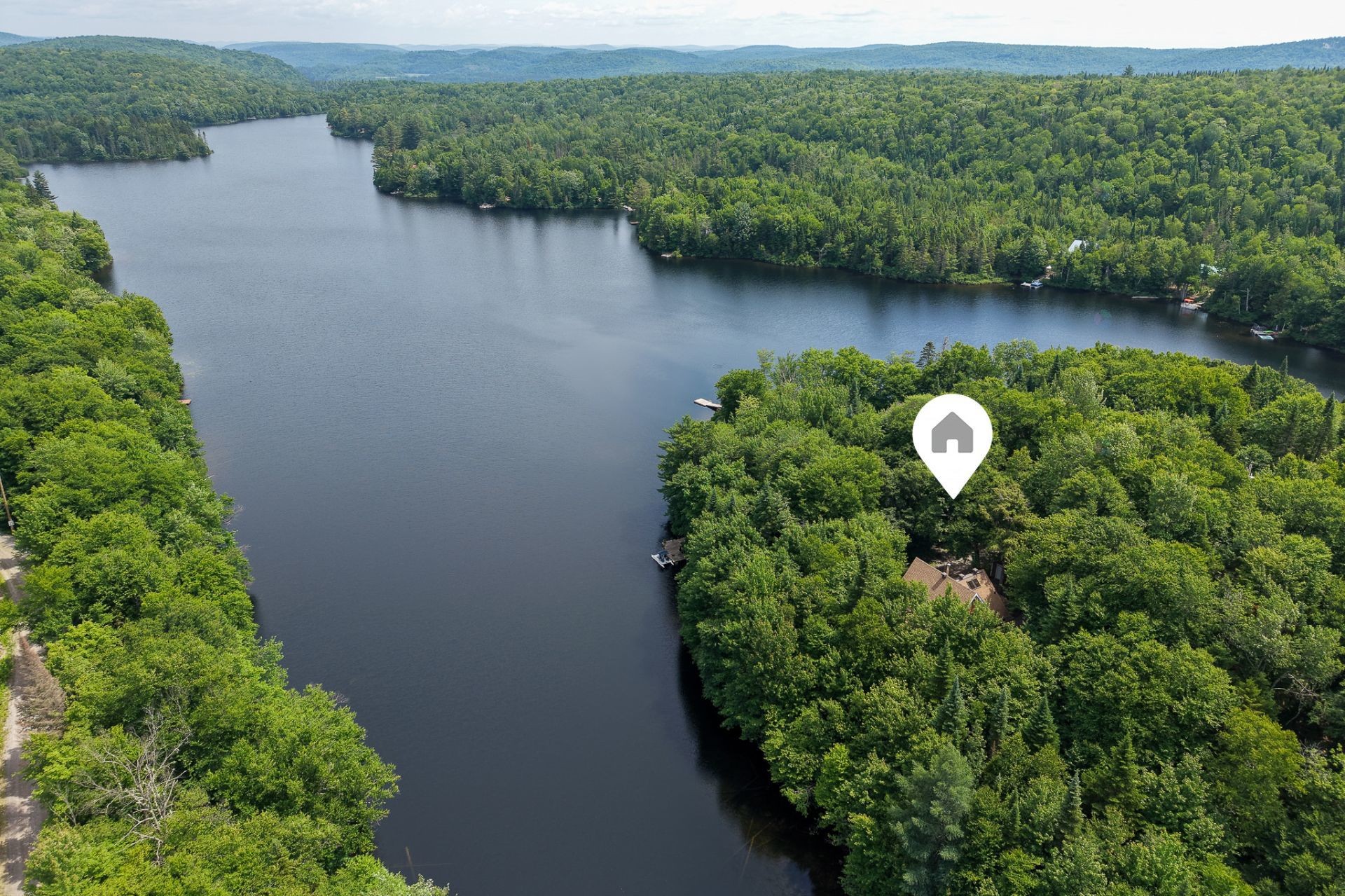 









435


Ch. du Tangara

,
Lac-aux-Sables,




QC
G0X1M0

