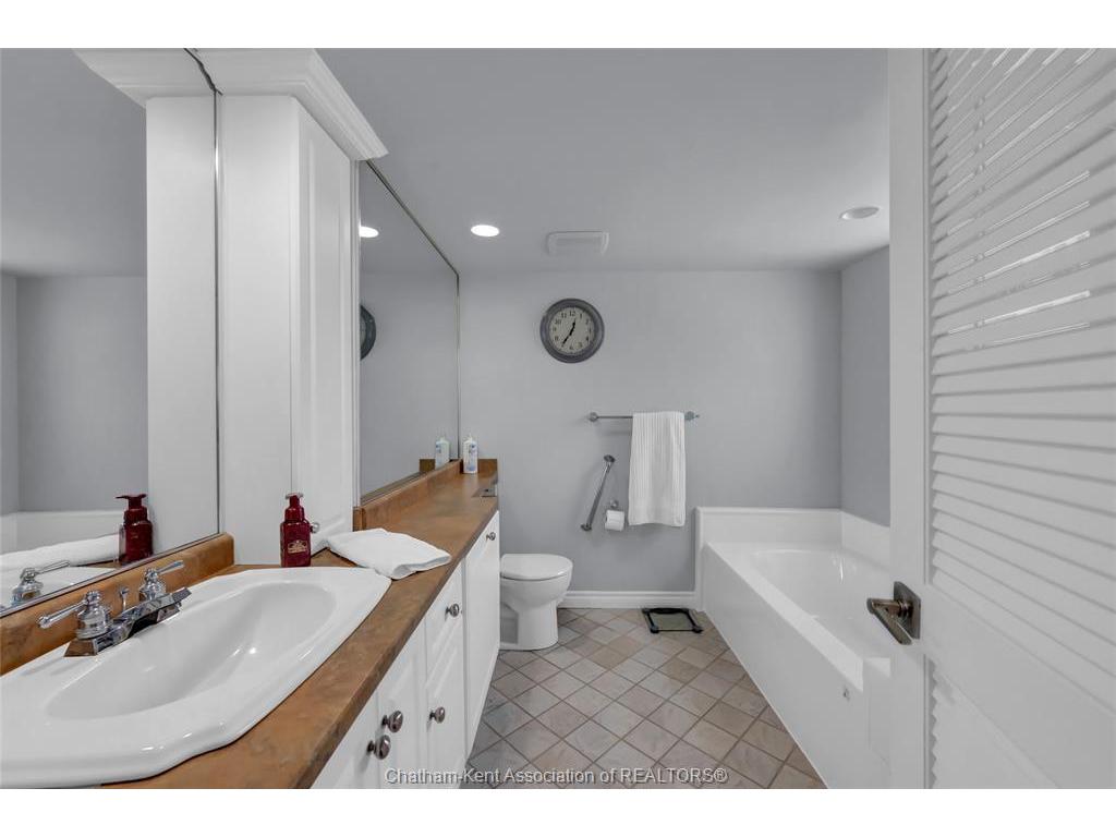 









10


Van Allen

Avenue, 201,
Chatham,




ON
N7L 5K1

