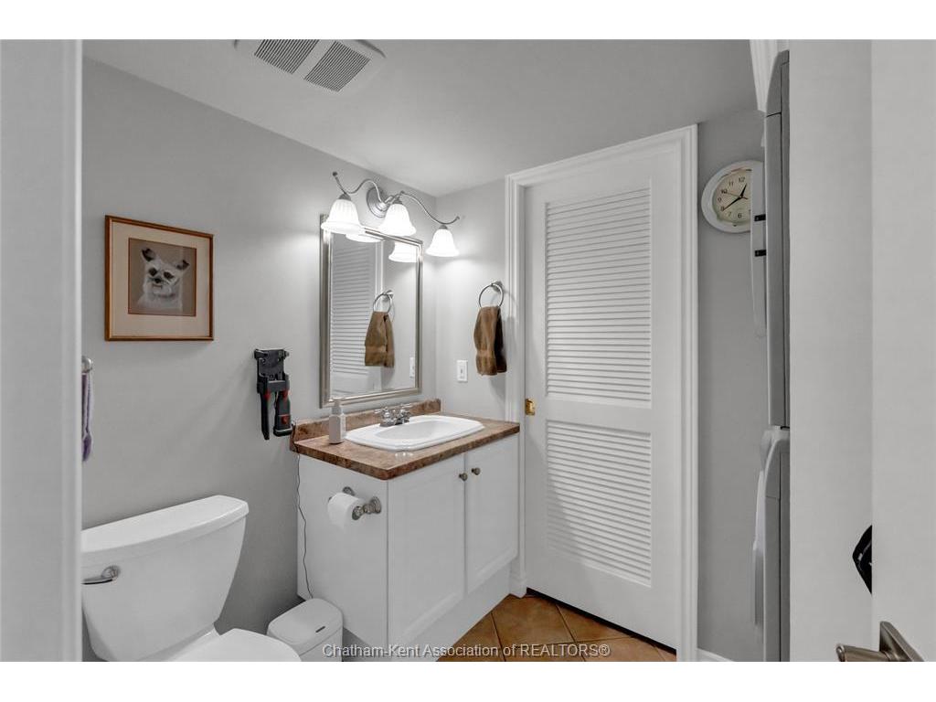









10


Van Allen

Avenue, 201,
Chatham,




ON
N7L 5K1

