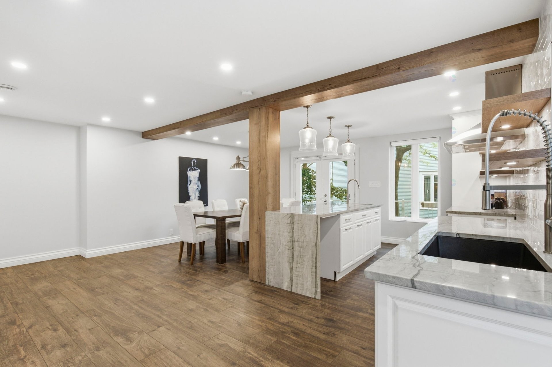 









2067Z


Boul. Gouin E.

,
Montréal (Ahuntsic-Cartierville),




QC
H2B1W7


