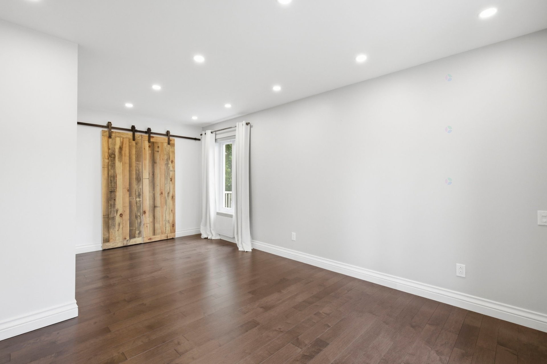 









2067Z


Boul. Gouin E.

,
Montréal (Ahuntsic-Cartierville),




QC
H2B1W7


