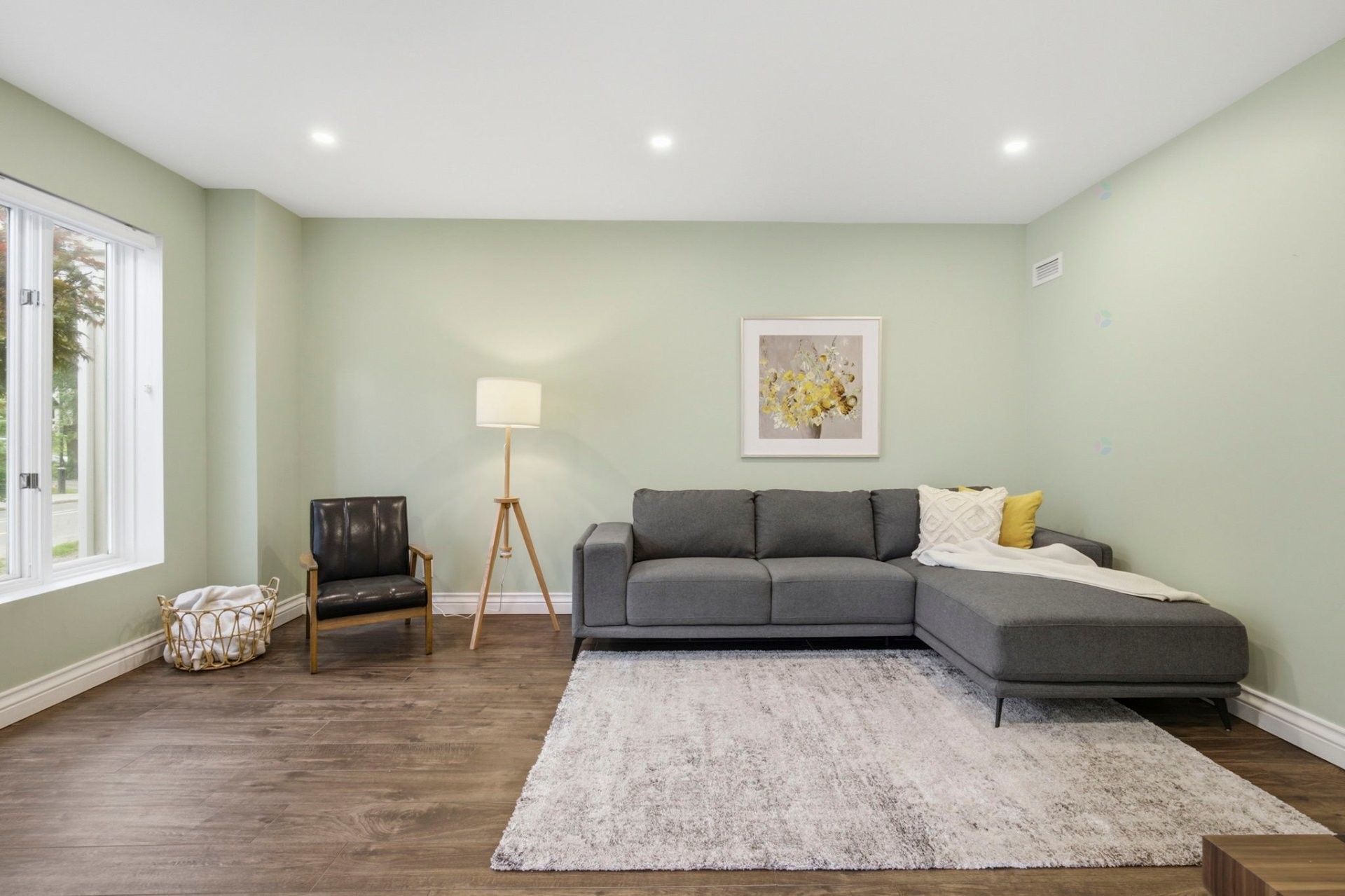









2067Z


Boul. Gouin E.

,
Montréal (Ahuntsic-Cartierville),




QC
H2B1W7

