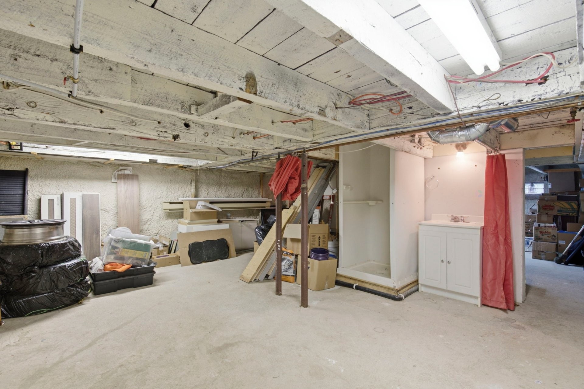 









2067Z


Boul. Gouin E.

,
Montréal (Ahuntsic-Cartierville),




QC
H2B1W7

