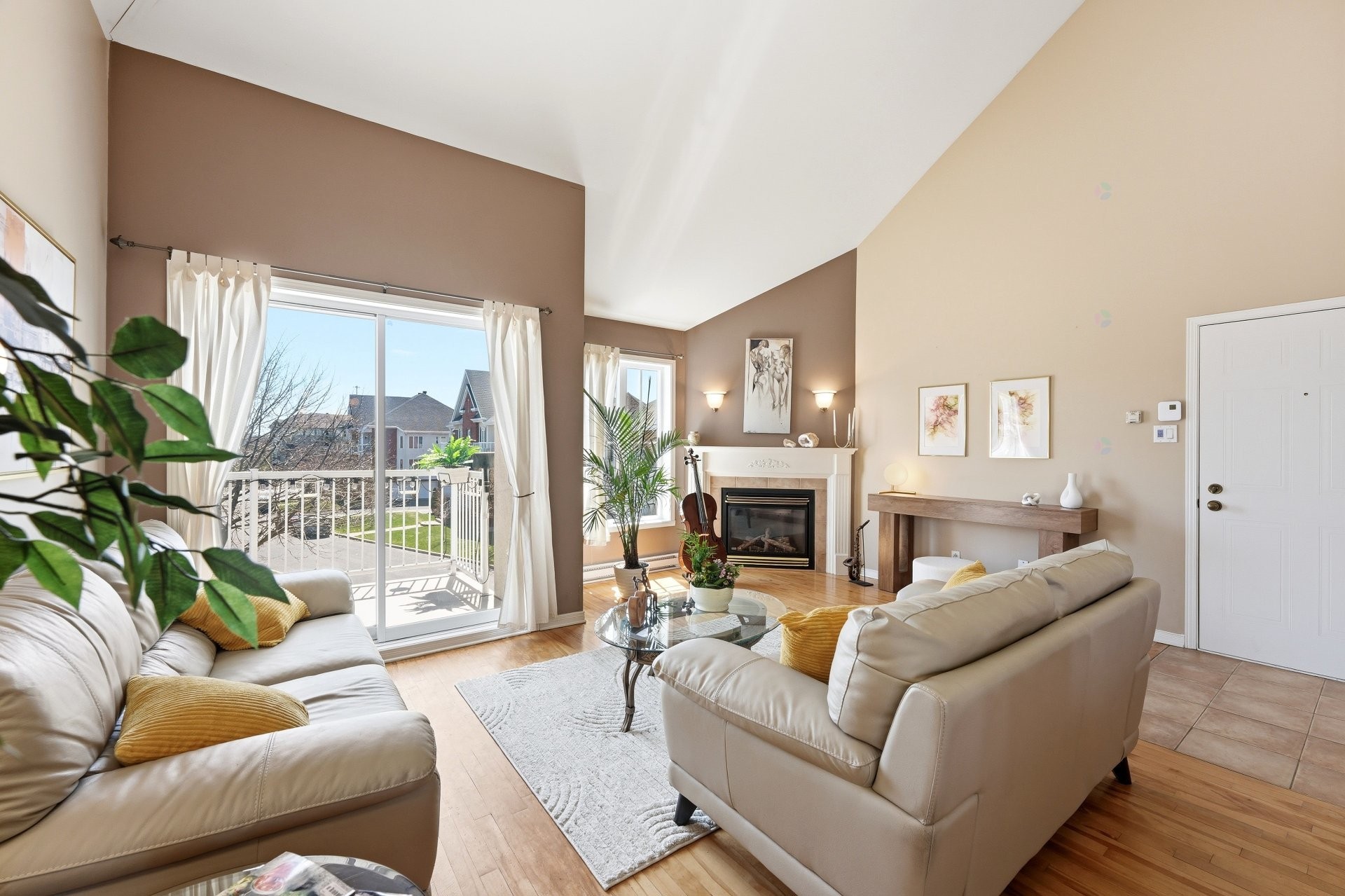 









108


Place de Chenonceau

, 6,
Sainte-Julie,




QC
J3E2P2

