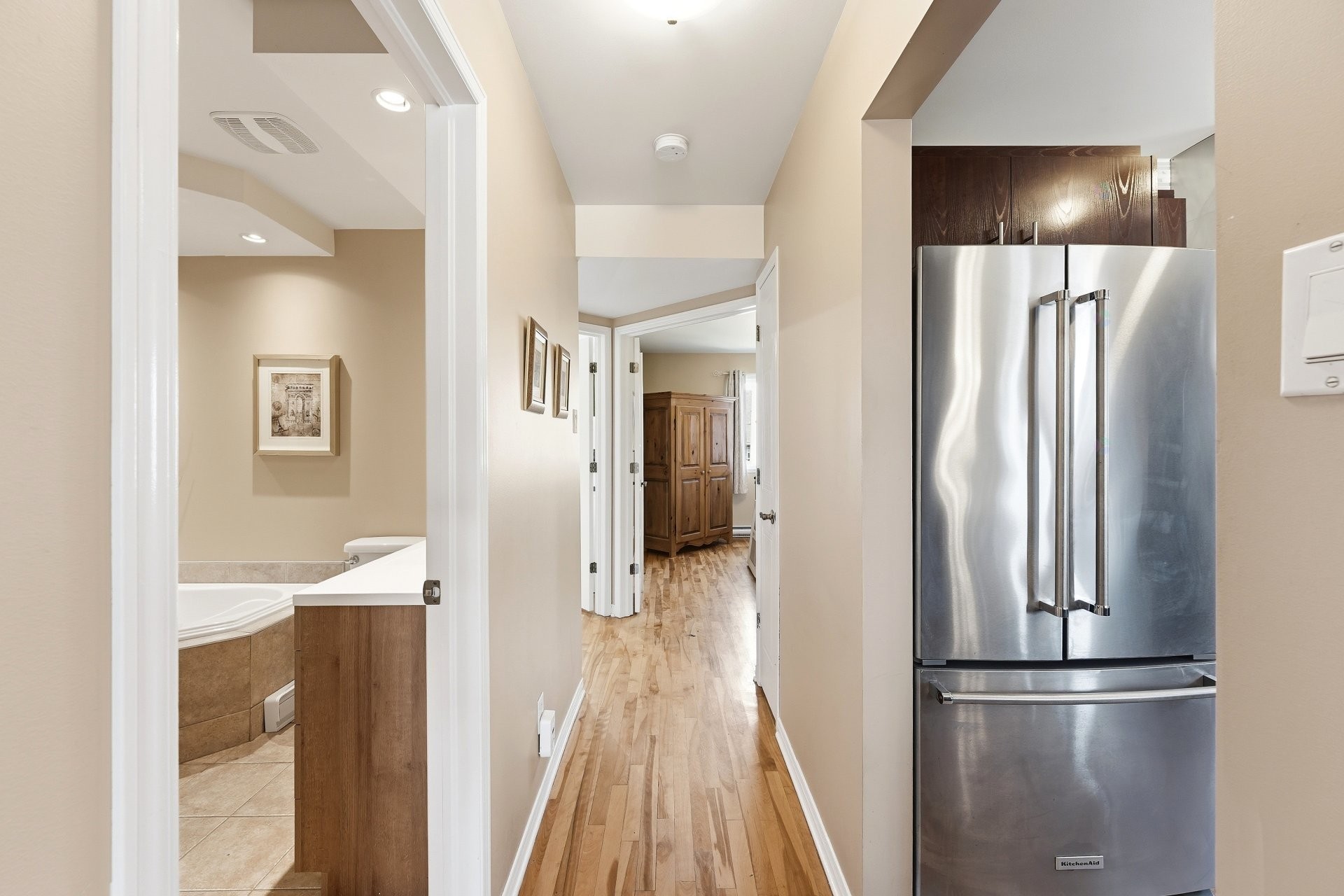 









108


Place de Chenonceau

, 6,
Sainte-Julie,




QC
J3E2P2

