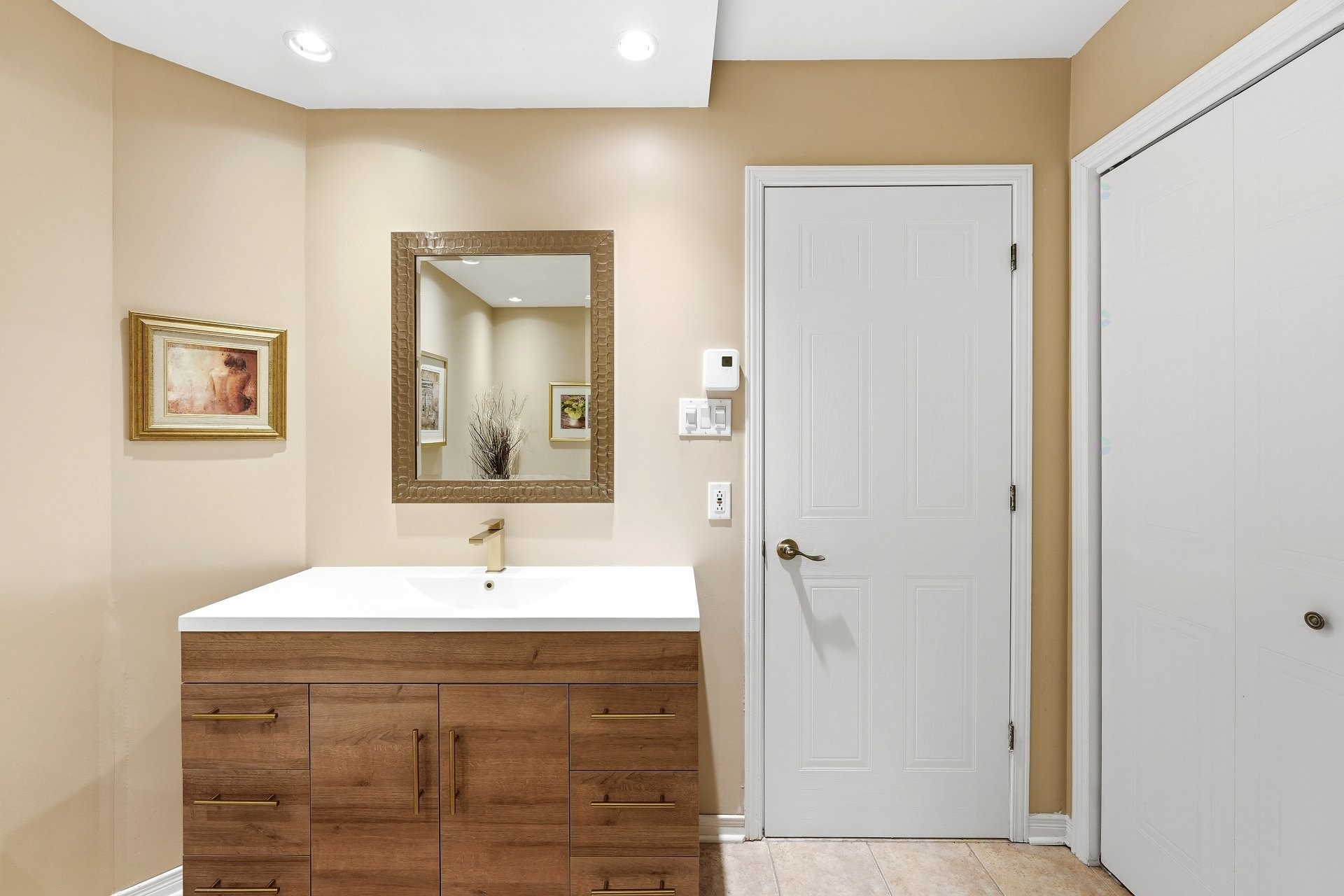 









108


Place de Chenonceau

, 6,
Sainte-Julie,




QC
J3E2P2

