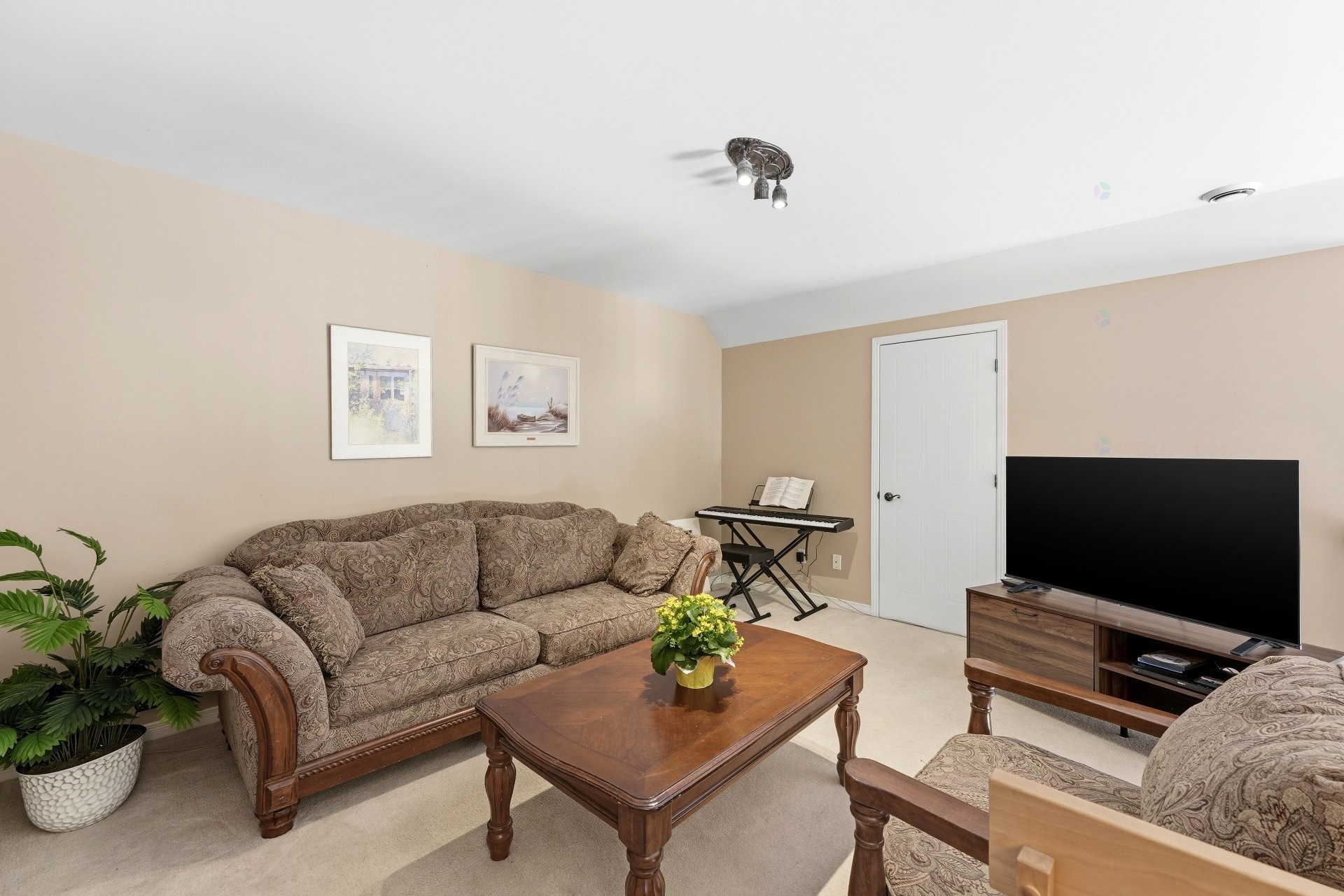 









108


Place de Chenonceau

, 6,
Sainte-Julie,




QC
J3E2P2

