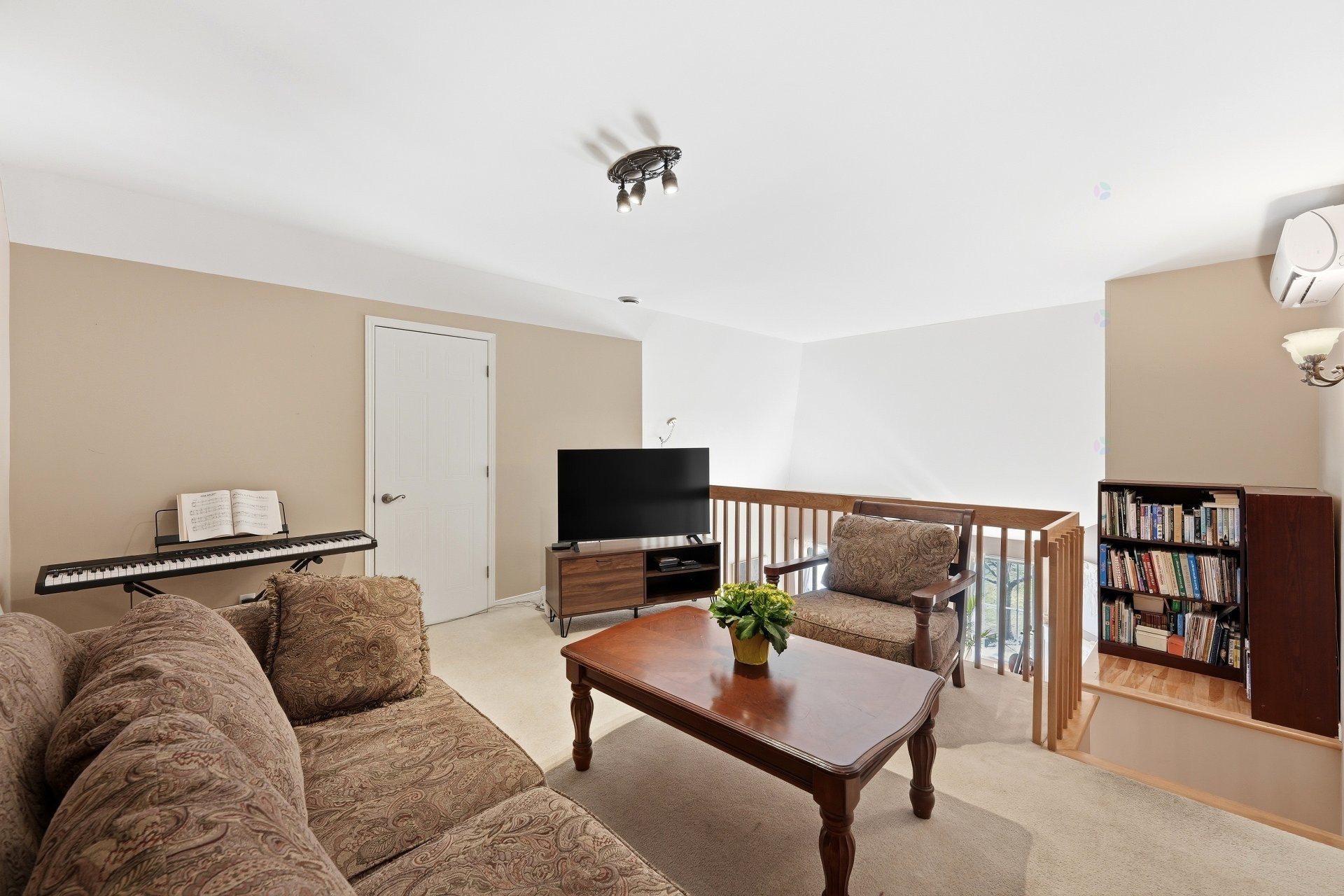 









108


Place de Chenonceau

, 6,
Sainte-Julie,




QC
J3E2P2

