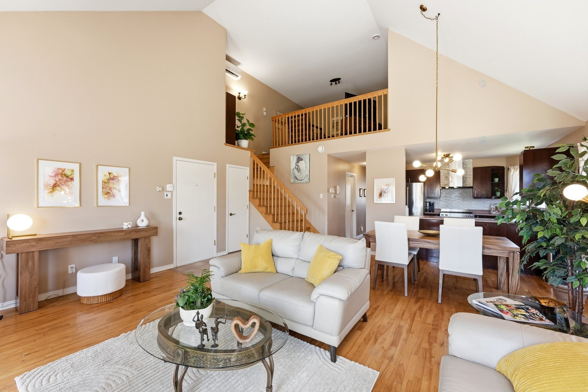 









108


Place de Chenonceau

, 6,
Sainte-Julie,




QC
J3E2P2

