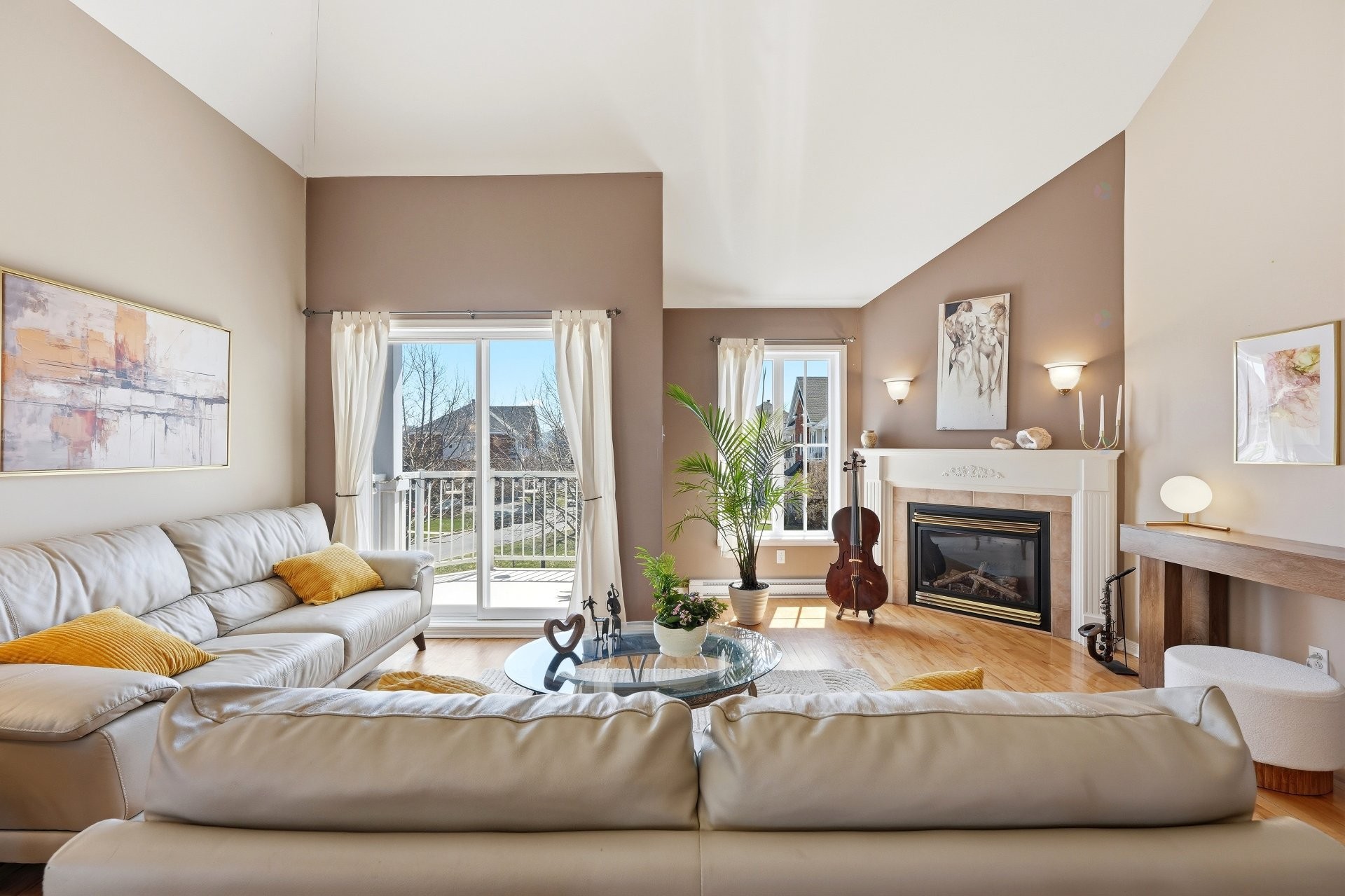 









108


Place de Chenonceau

, 6,
Sainte-Julie,




QC
J3E2P2


