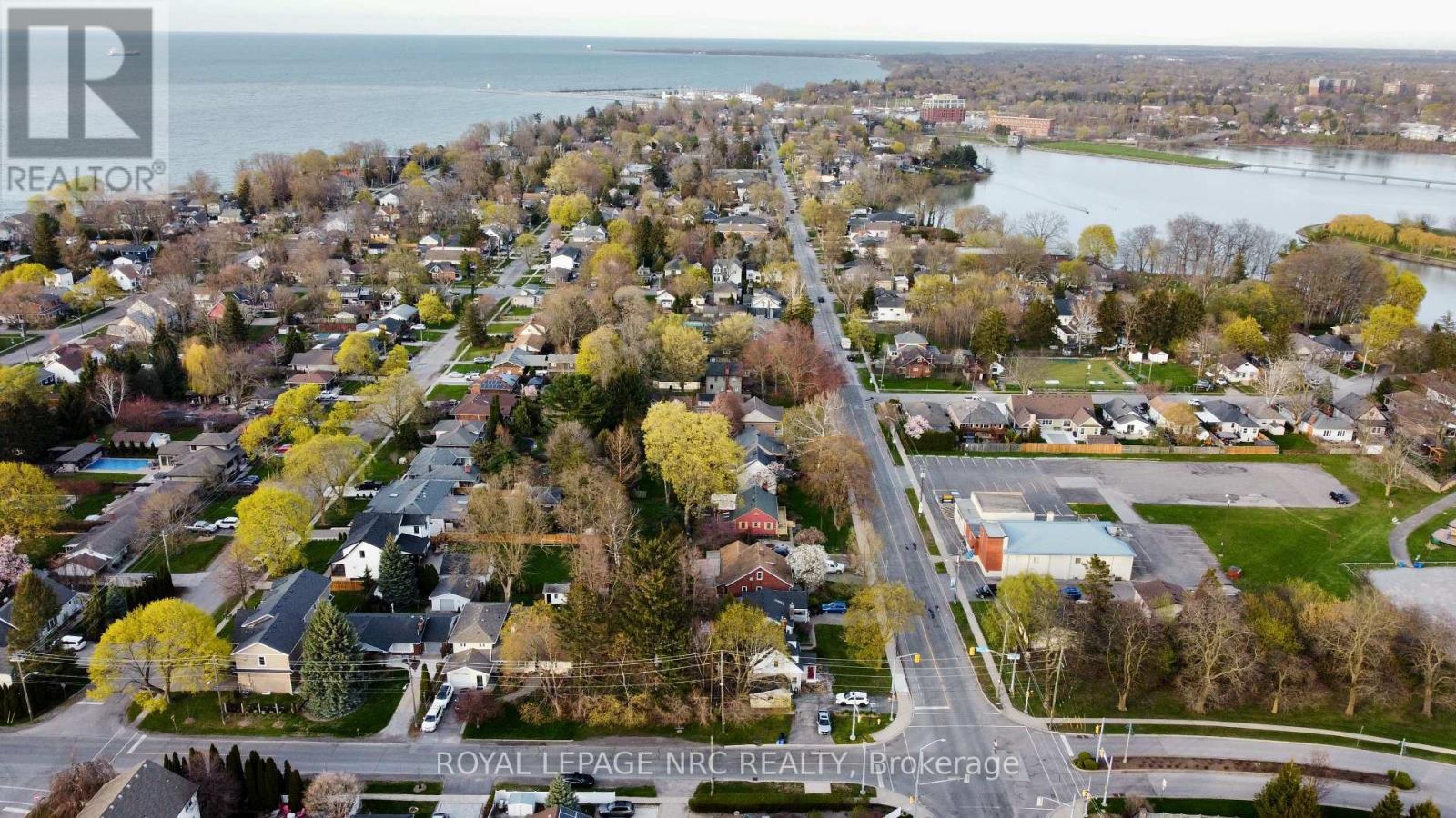 












2A CORBETT AVENUE

,
St. Catharines (Port Dalhousie),







Ontario
L2N5M4

