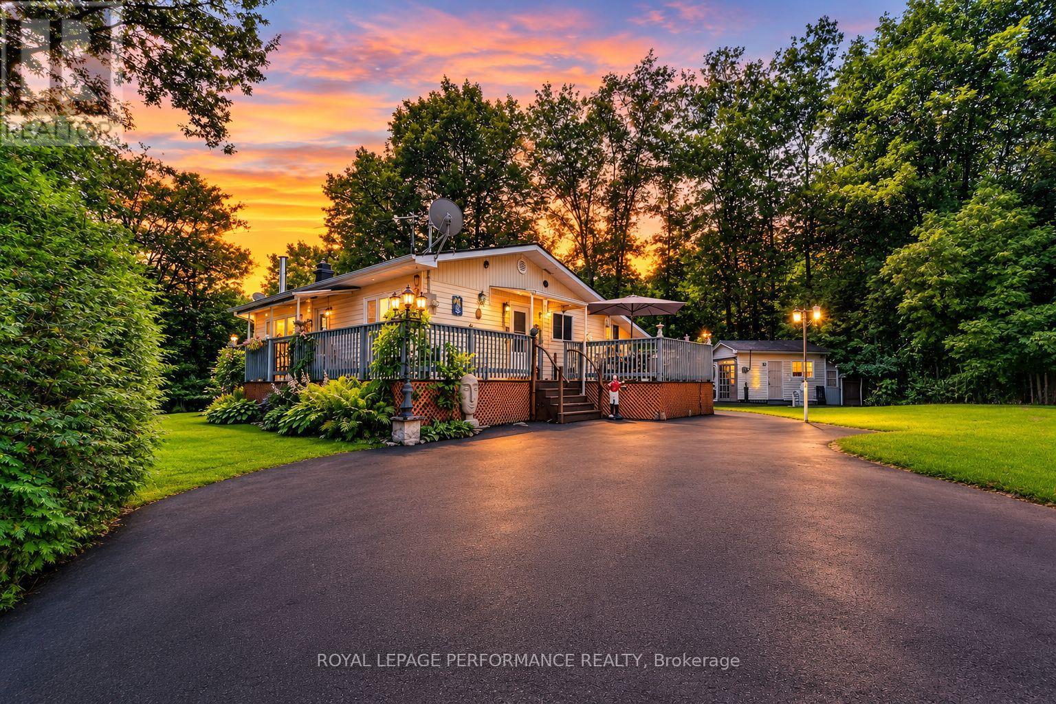 












22197 PARKHILL CIRCLE

,
South Glengarry,




Ontario
K0C1Z0

