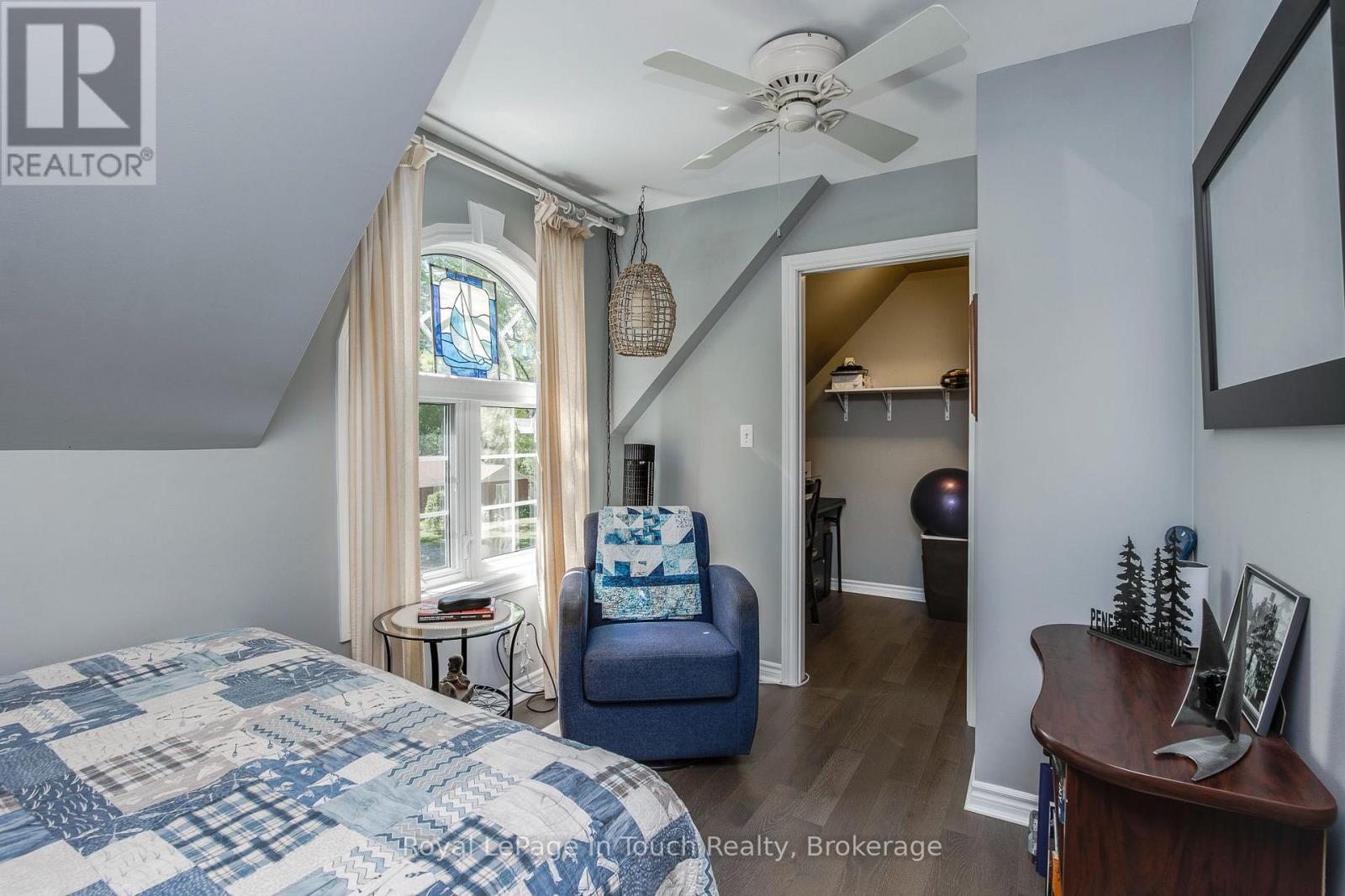 












27 DON STREET

,
Penetanguishene,




Ontario
L9M1E5

