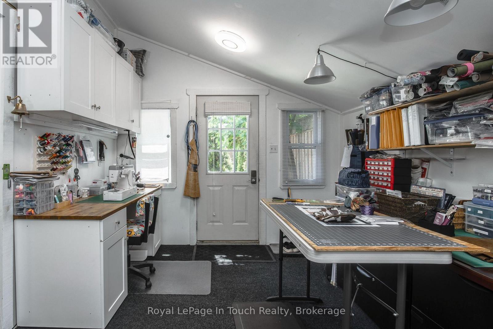 












27 DON STREET

,
Penetanguishene,




Ontario
L9M1E5

