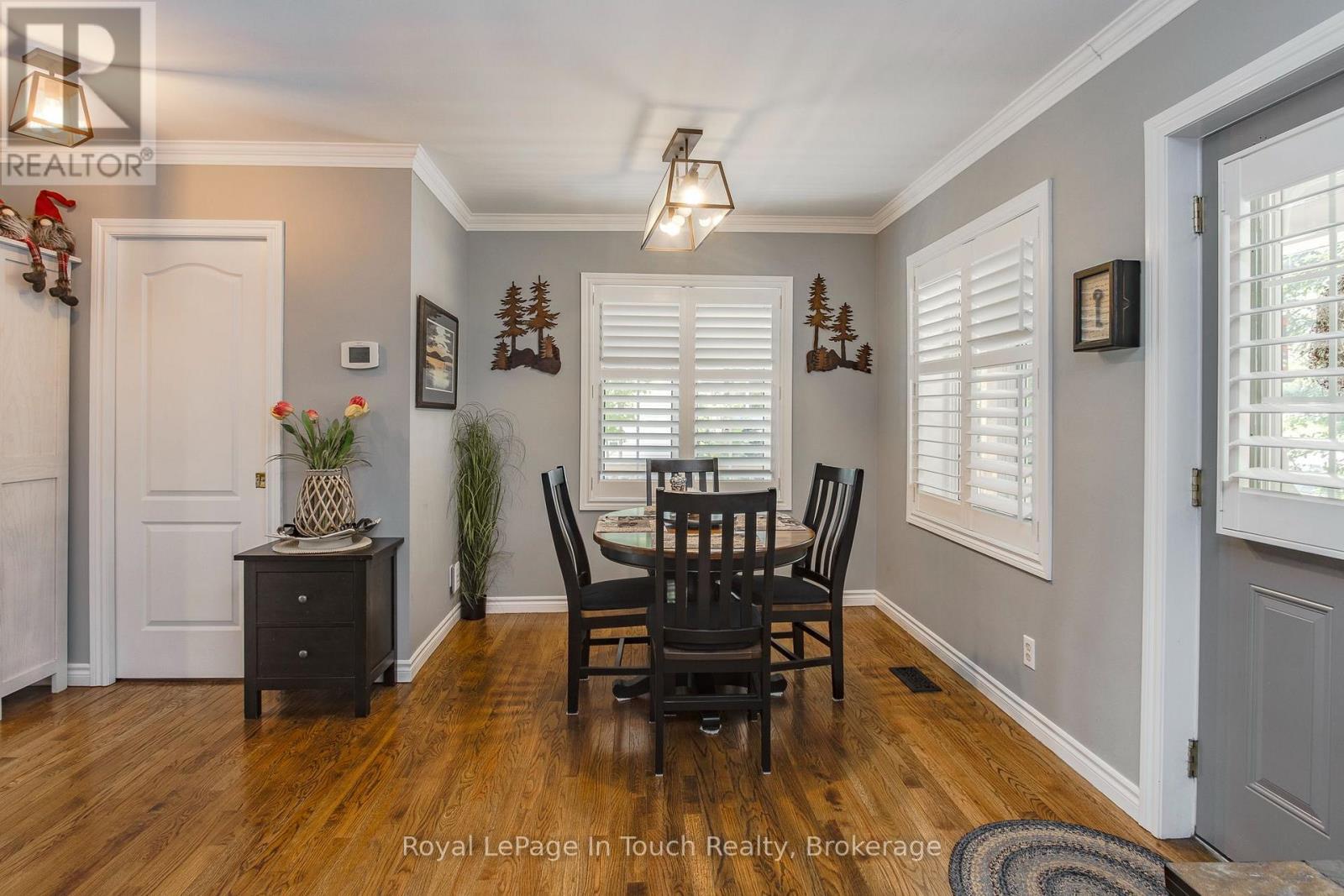 












27 DON STREET

,
Penetanguishene,




Ontario
L9M1E5


