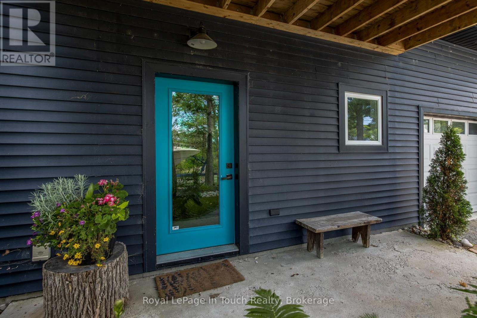 












40 PORT SEVERN ROAD N

,
Georgian Bay (Baxter),




Ontario
L0K1S0

