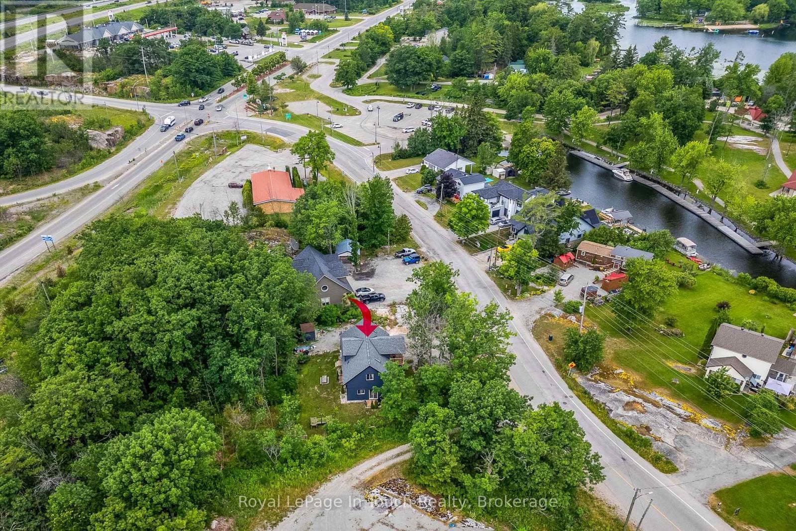 












40 PORT SEVERN ROAD N

,
Georgian Bay (Baxter),




Ontario
L0K1S0

