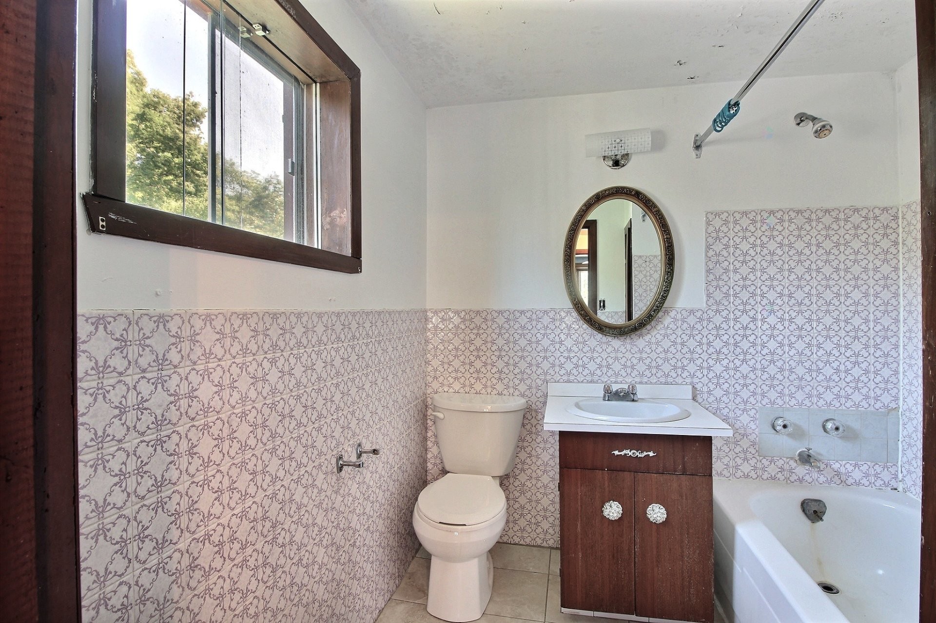 









22


Rue Kelly

,
Saint-André-d'Argenteuil,




QC
J0V1X0

