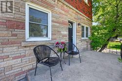 SIT-OUT FRONT PORCH