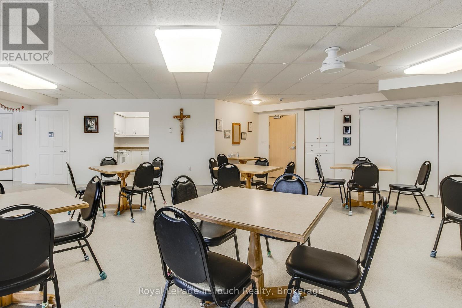 












102 - 333 LAFONTAINE ROAD W

,
Tiny,




Ontario
L9M0H1

