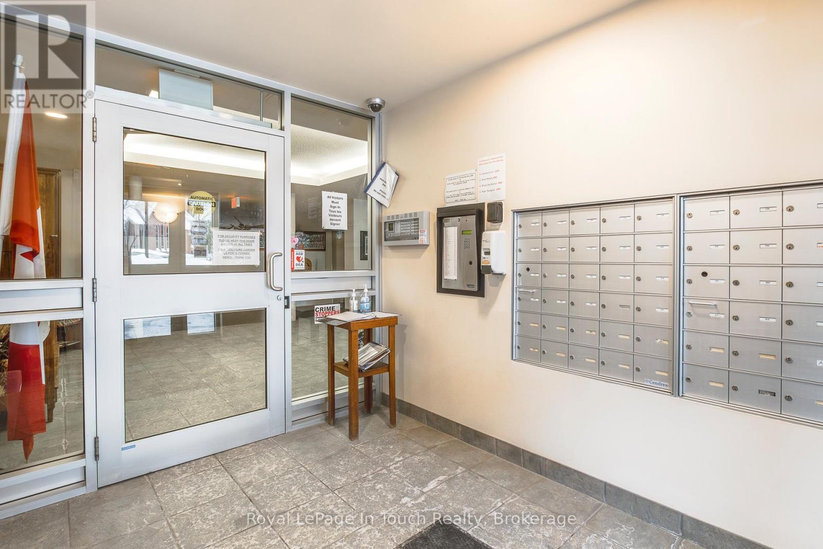 












102 - 333 LAFONTAINE ROAD W

,
Tiny,




Ontario
L9M0H1

