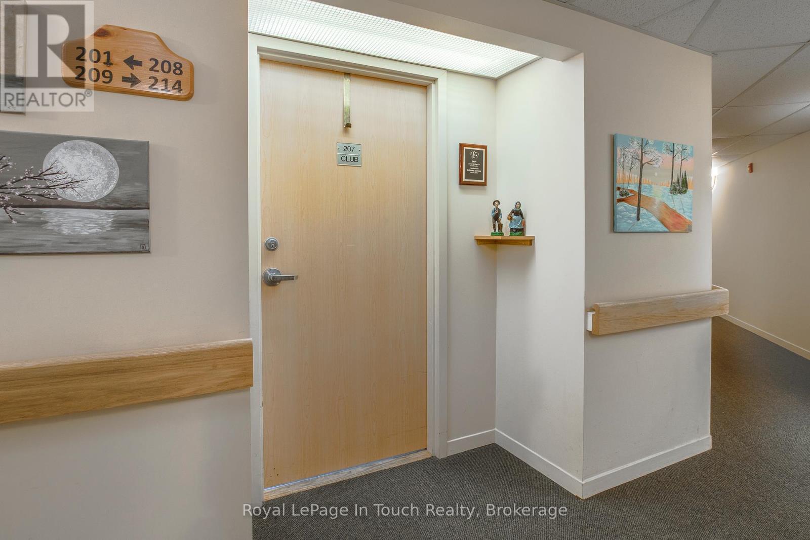 












310 - 333 LAFONTAINE ROAD W

,
Tiny,




Ontario
L9M0H1

